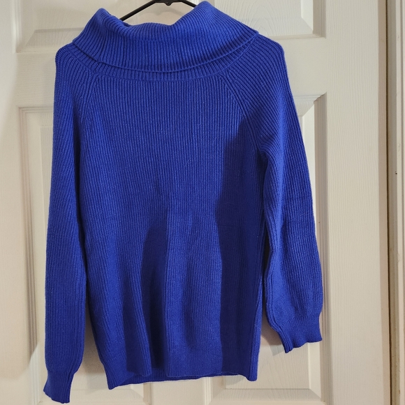 Feiersi Sweaters - NWT Feiersi Boutique Clothing